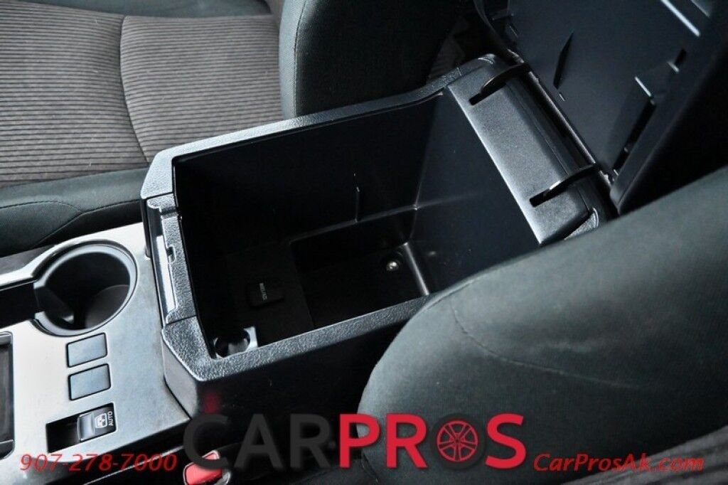 2016 Toyota 4Runner Trail Edition - 4X4 - Kinetic Dynamic Suspension System - Remote Start - Navigation - Bluetooth - Backup Camera - Keyless Entry - TRD Pro Wheels - Tow Package Anchorage AK