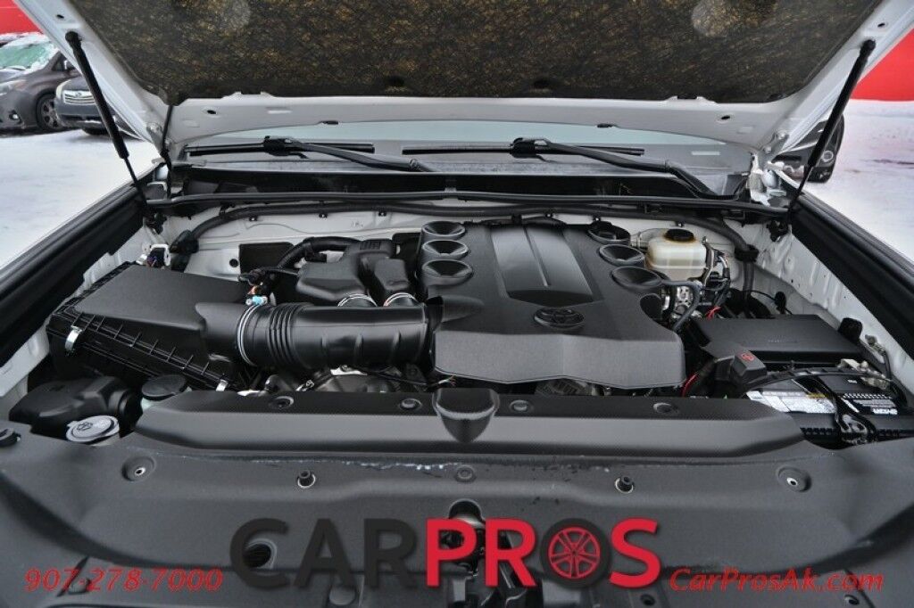 2016 Toyota 4Runner Trail Edition - 4X4 - Kinetic Dynamic Suspension System - Remote Start - Navigation - Bluetooth - Backup Camera - Keyless Entry - TRD Pro Wheels - Tow Package Anchorage AK