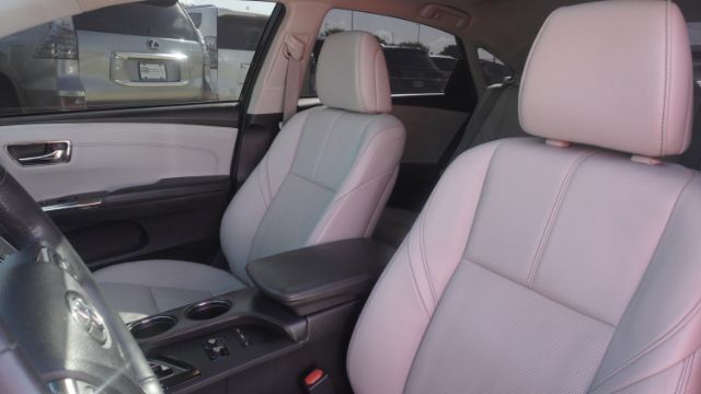 2016 Toyota Avalon Limited Laredo TX