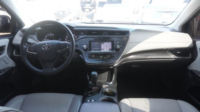 2016 Toyota Avalon Limited Laredo TX