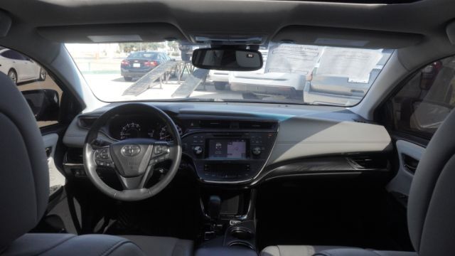 2016 Toyota Avalon Limited Laredo TX