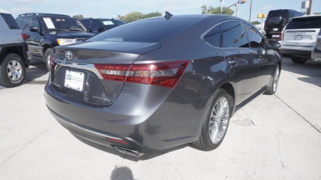 2016 Toyota Avalon Limited Laredo TX