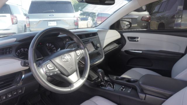 2016 Toyota Avalon Limited Laredo TX