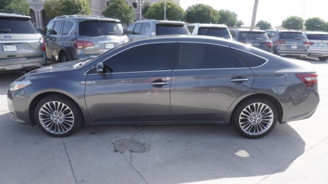 2016 Toyota Avalon Limited Laredo TX