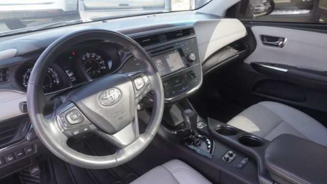 2016 Toyota Avalon Limited Laredo TX