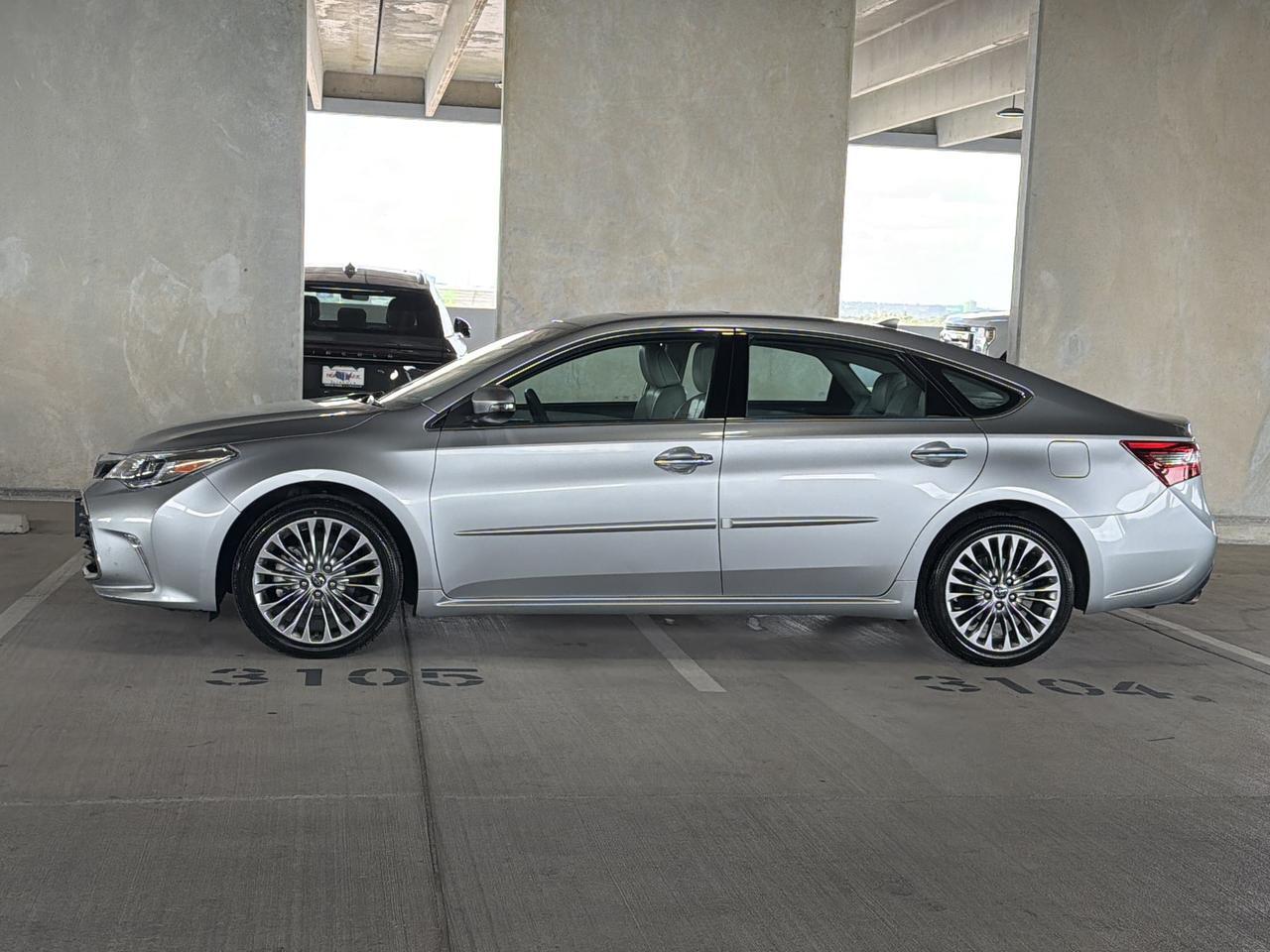 2016 Toyota Avalon Limited