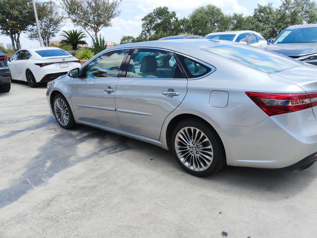 2016 Toyota Avalon Limited