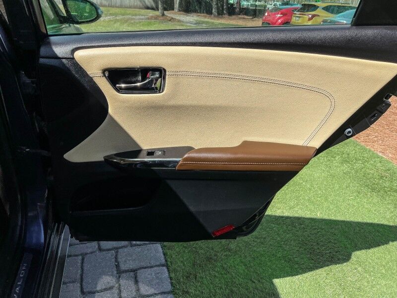 2016 Toyota Avalon Limited Wilmington NC