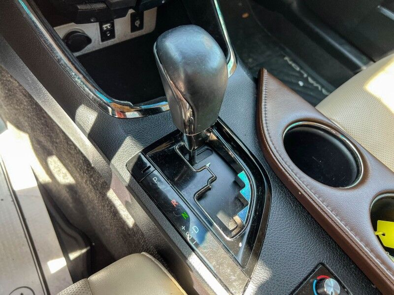 2016 Toyota Avalon Limited Wilmington NC