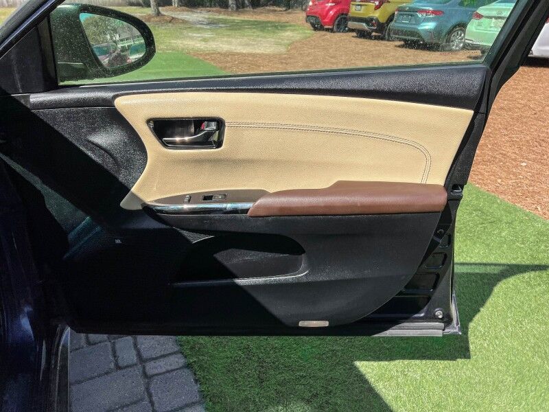 2016 Toyota Avalon Limited Wilmington NC