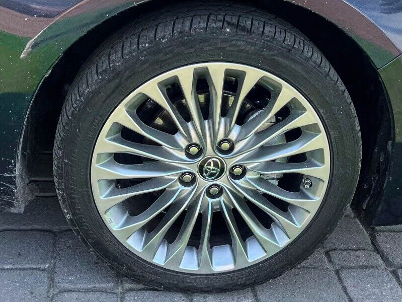 2016 Toyota Avalon Limited Wilmington NC