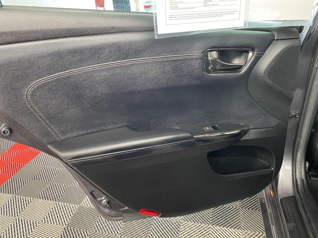 2016 Toyota Avalon XLE Plus Richmond Hill NY