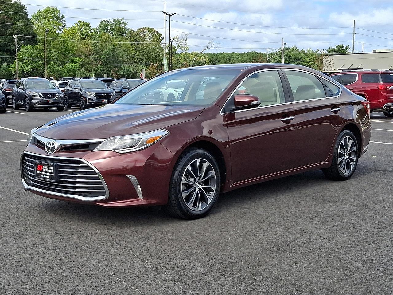 2016 Toyota Avalon XLE