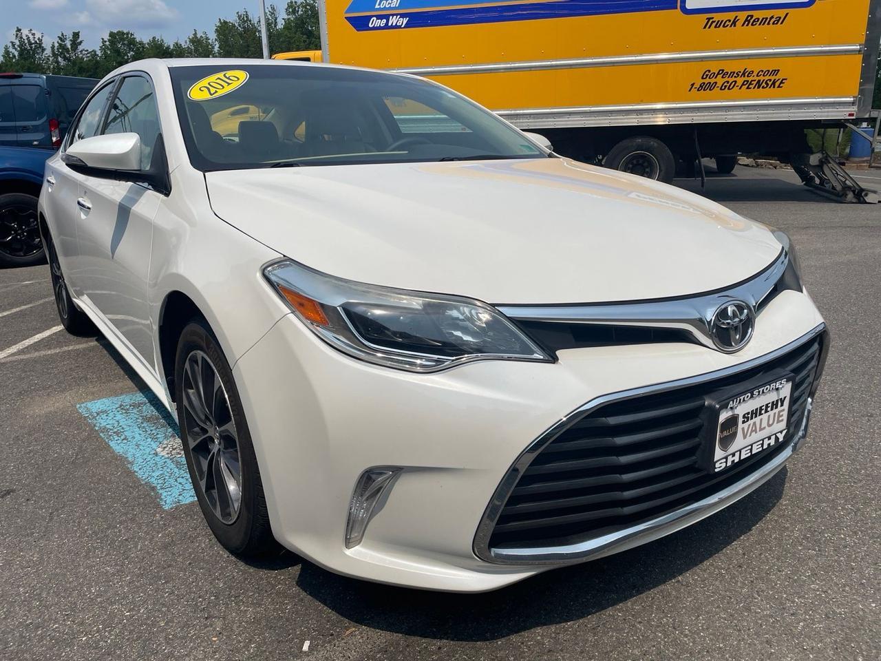 2016 Toyota Avalon XLE