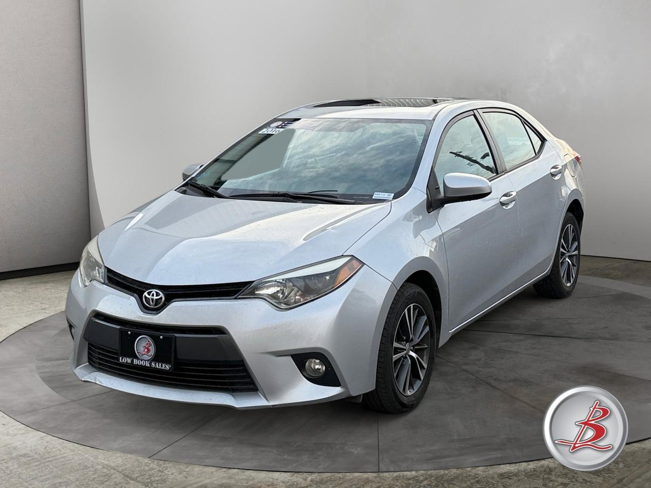 2016 Toyota COROLLA LE