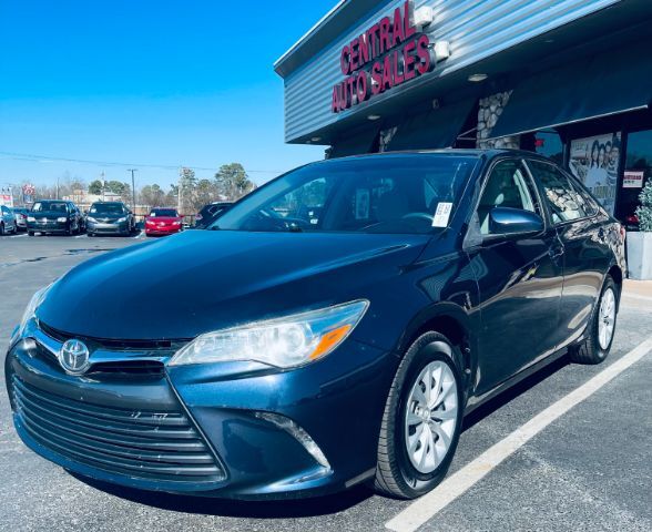 2016 Toyota Camry- HD/SD LE