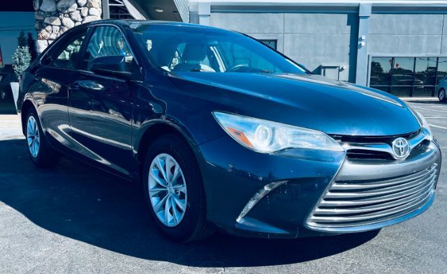 2016 Toyota Camry- HD/SD / SAR LE