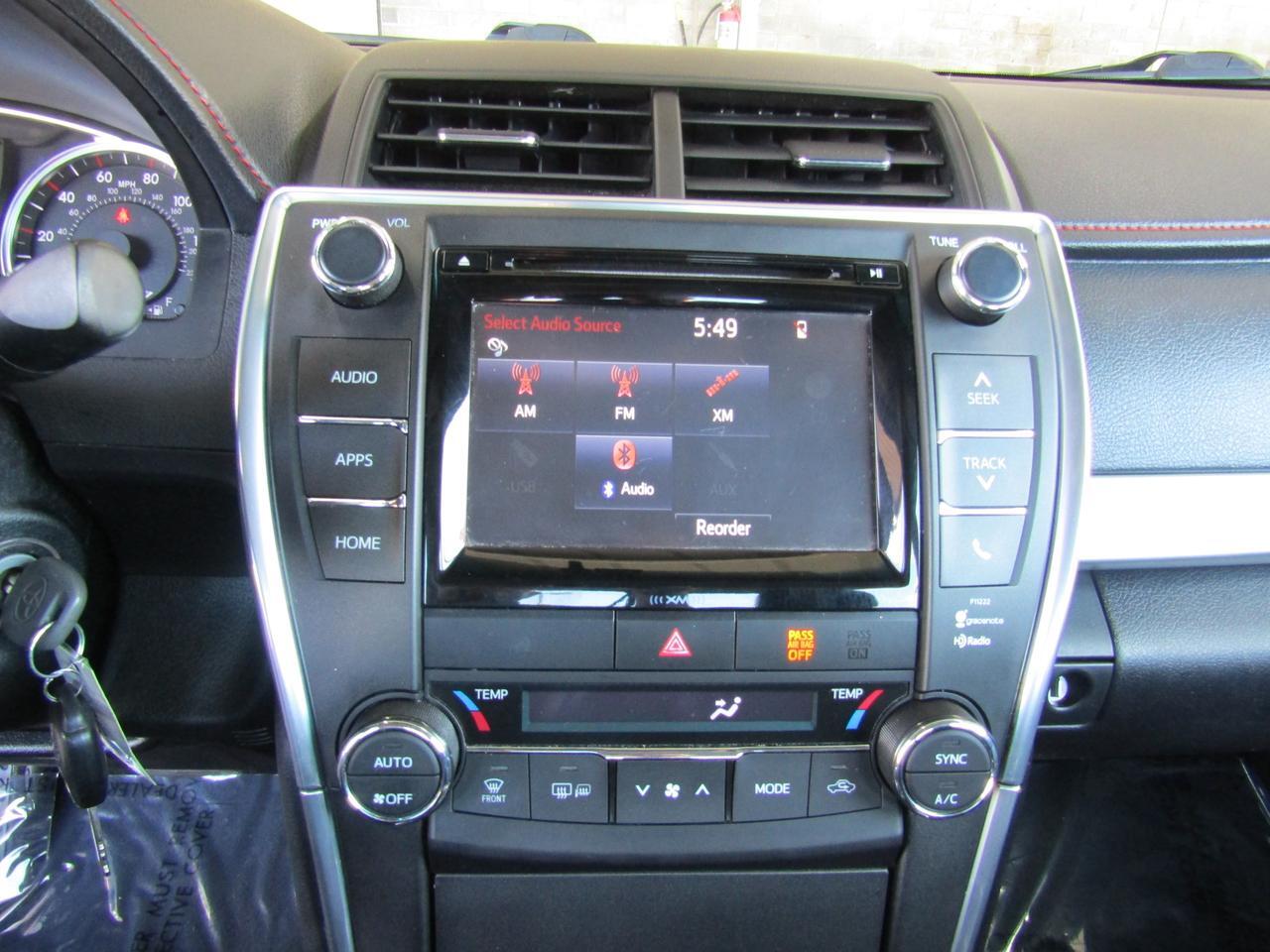 2016 Toyota Camry 4dr Sdn I4 Auto XLE (Natl) Grand Prairie TX