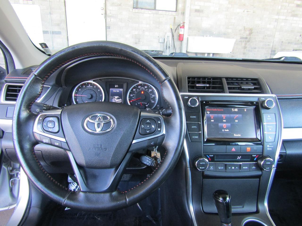 2016 Toyota Camry 4dr Sdn I4 Auto XLE (Natl) Grand Prairie TX