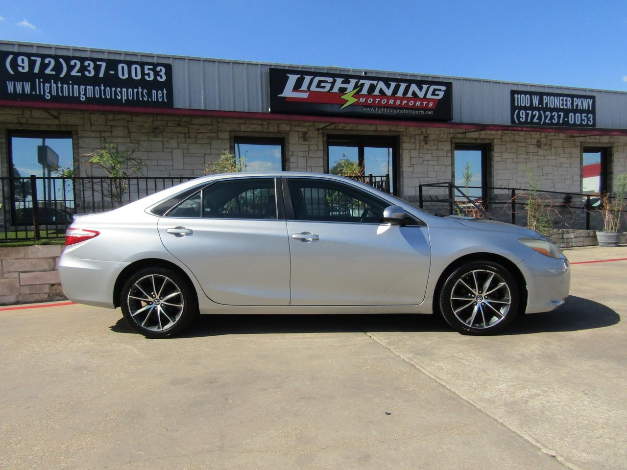 2016 Toyota Camry 4dr Sdn I4 Auto XLE (Natl) Grand Prairie TX