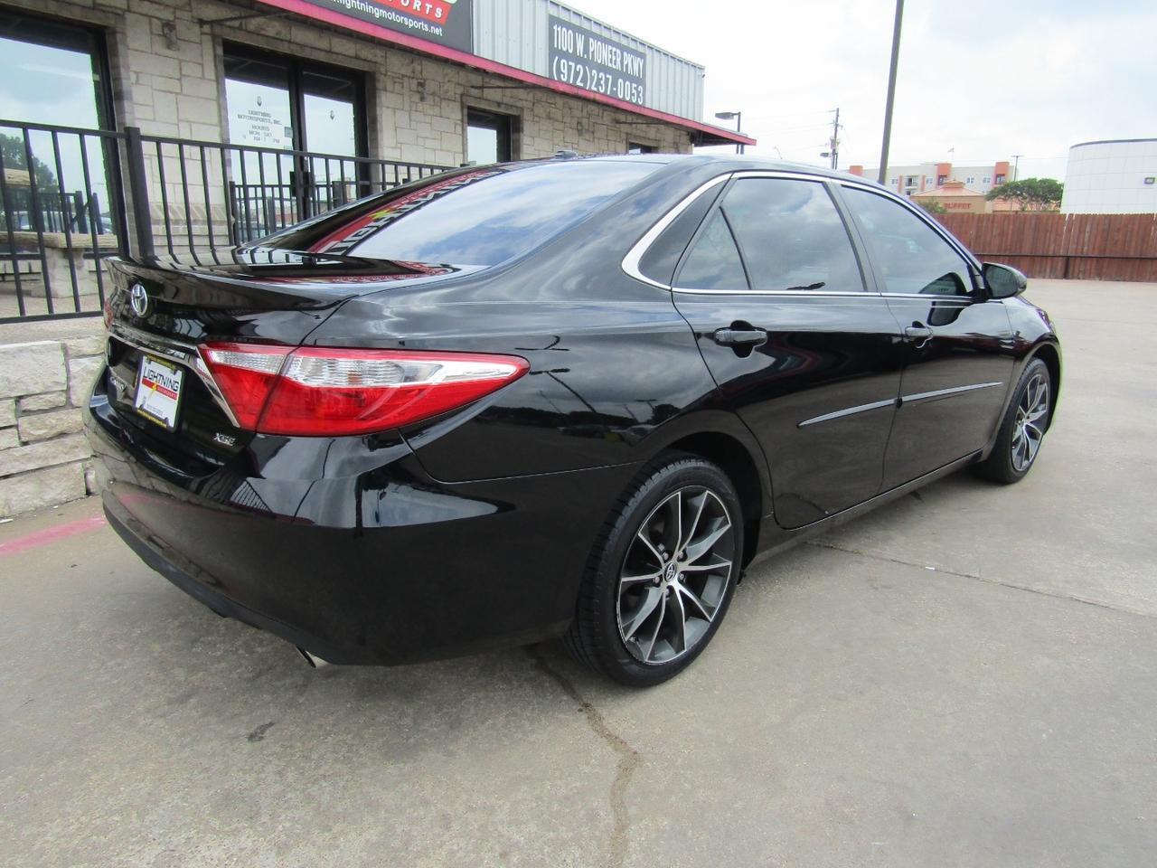 2016 Toyota Camry 4dr Sdn I4 Auto XSE Grand Prairie TX