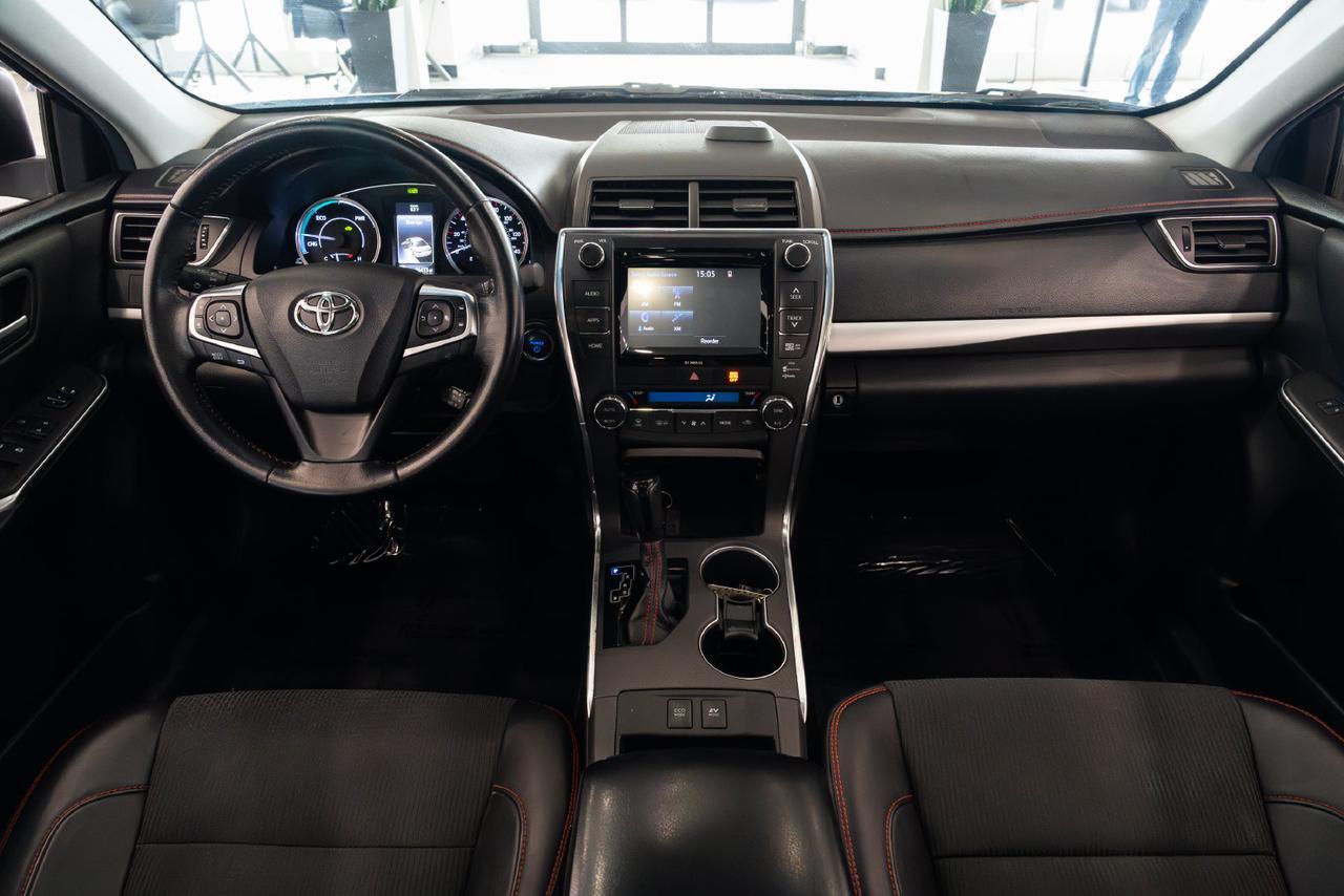2016 Toyota Camry Hybrid SE Gladstone OR