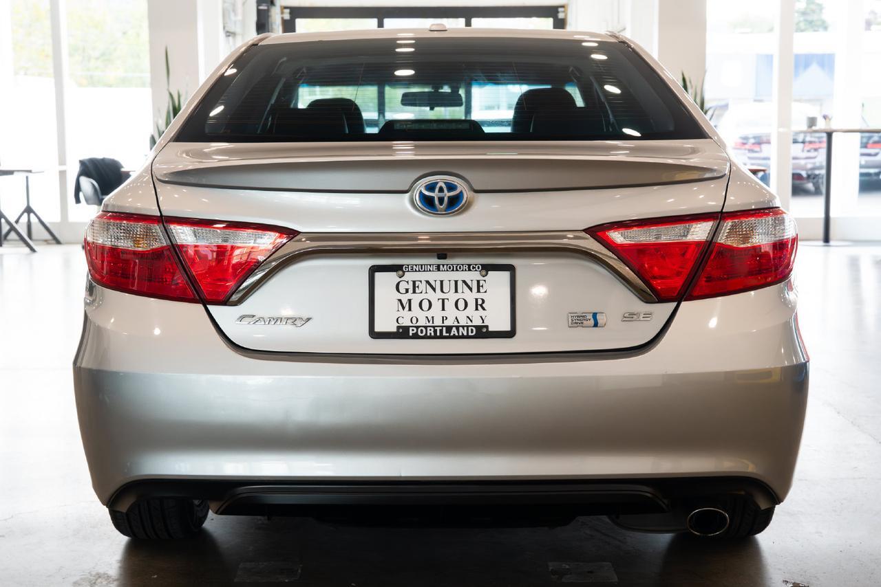 2016 Toyota Camry Hybrid SE Gladstone OR