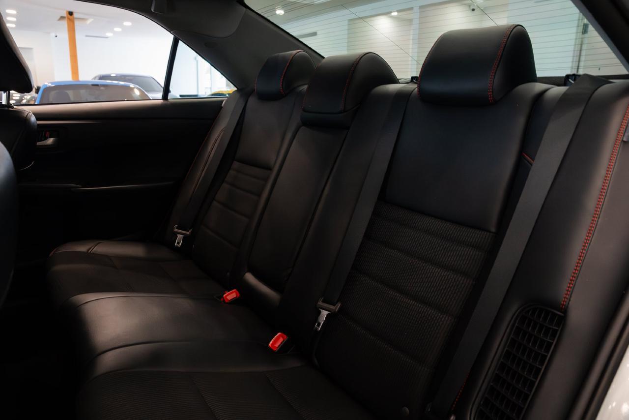 2016 Toyota Camry Hybrid SE Gladstone OR