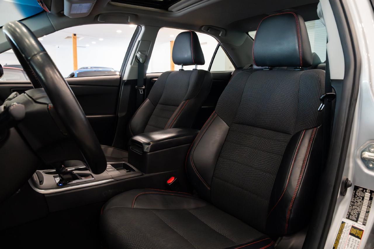 2016 Toyota Camry Hybrid SE Gladstone OR