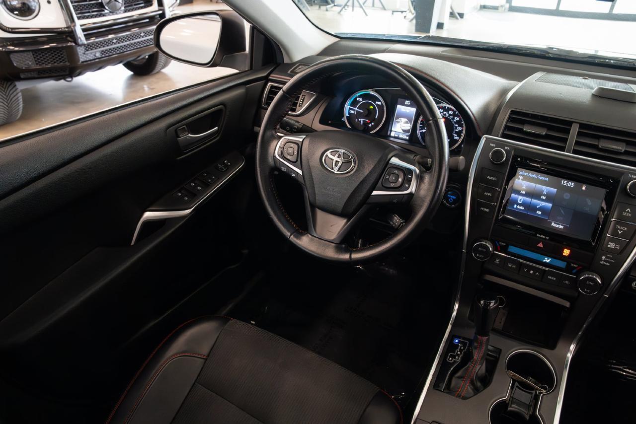 2016 Toyota Camry Hybrid SE Gladstone OR