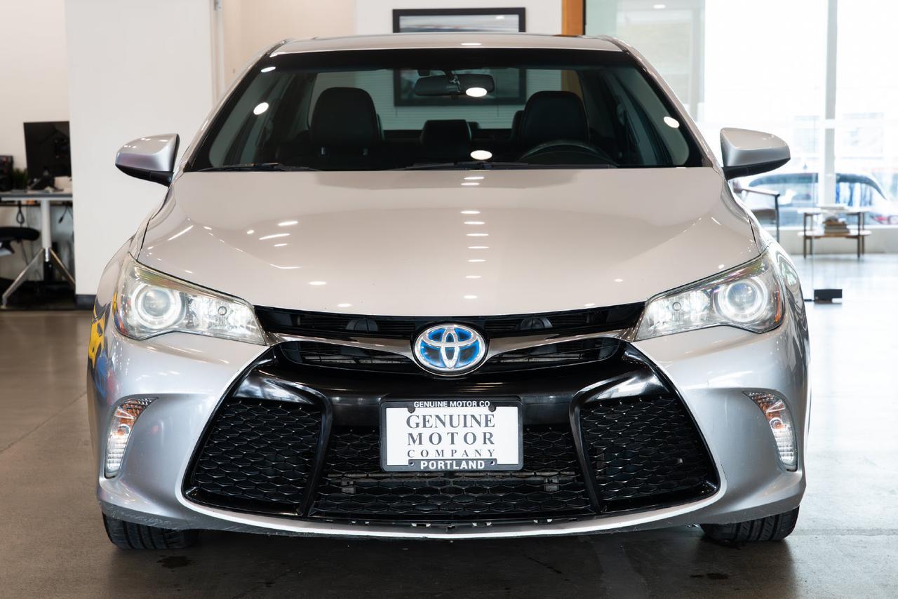 2016 Toyota Camry Hybrid SE