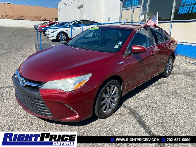 2016 Toyota Camry SE photo 29