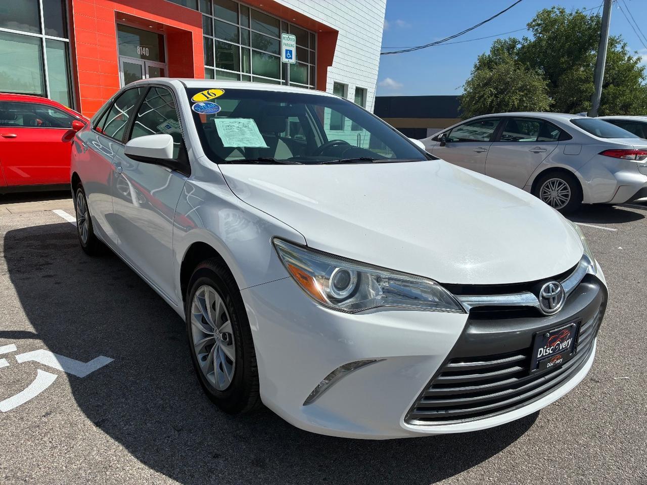 2016 Toyota Camry LE