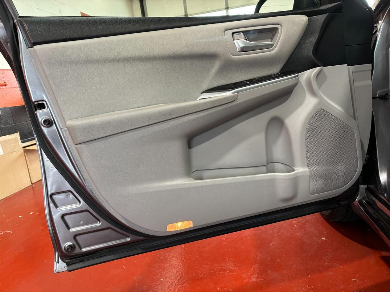 2016 Toyota Camry LE Franklin OH