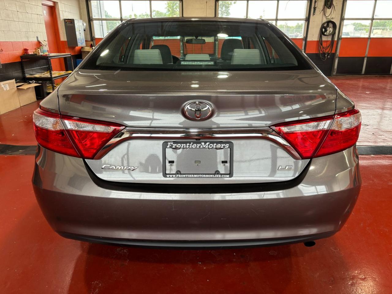 2016 Toyota Camry LE Franklin OH