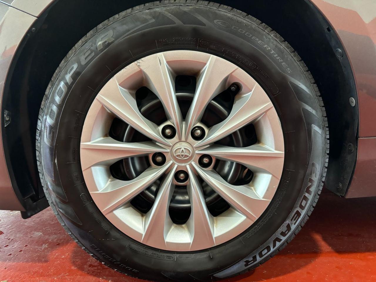 2016 Toyota Camry LE Franklin OH