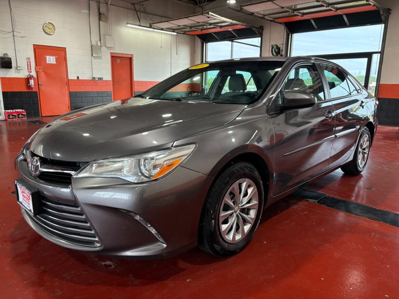 2016 Toyota Camry LE Franklin OH