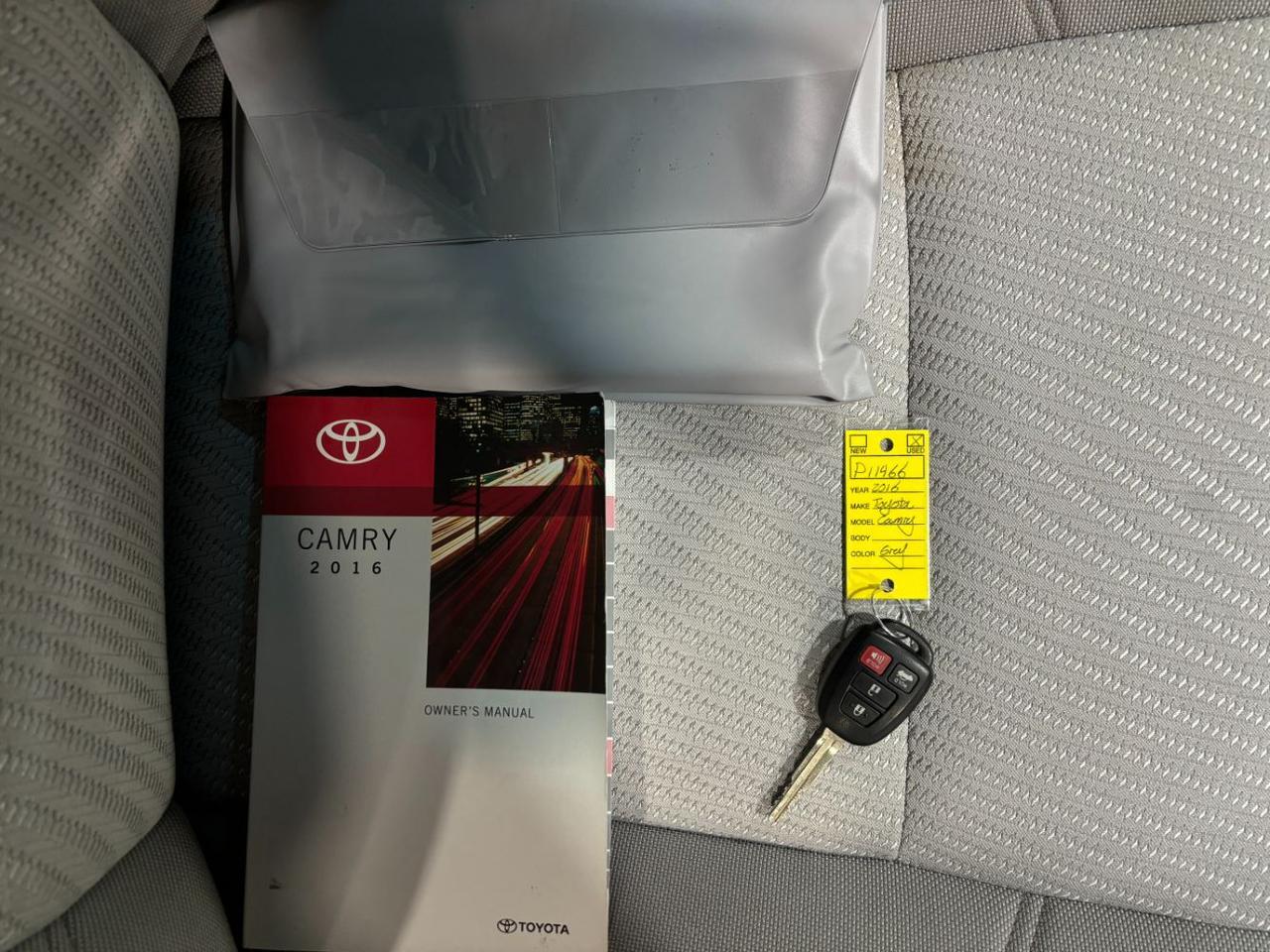 2016 Toyota Camry LE Franklin OH