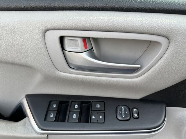 2016 Toyota Camry LE College Park GA