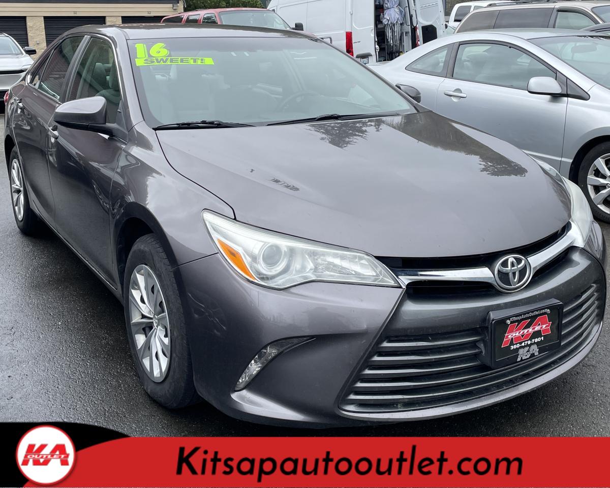 2016 Toyota Camry LE Sedan 4D