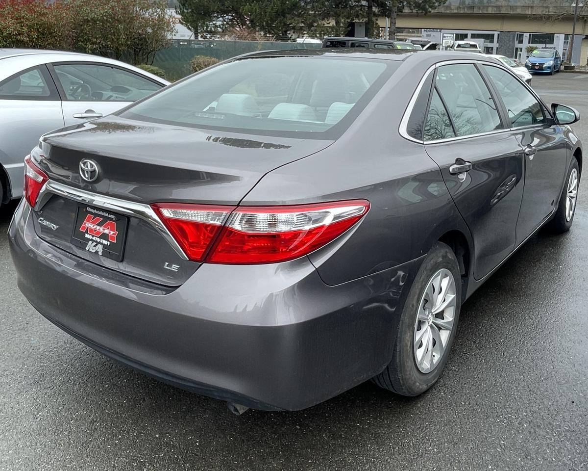 2016 Toyota Camry LE Sedan 4D