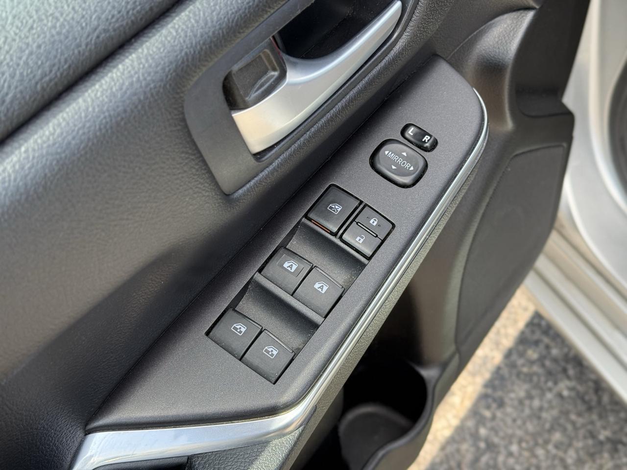 2016 Toyota Camry SE Crestwood KY