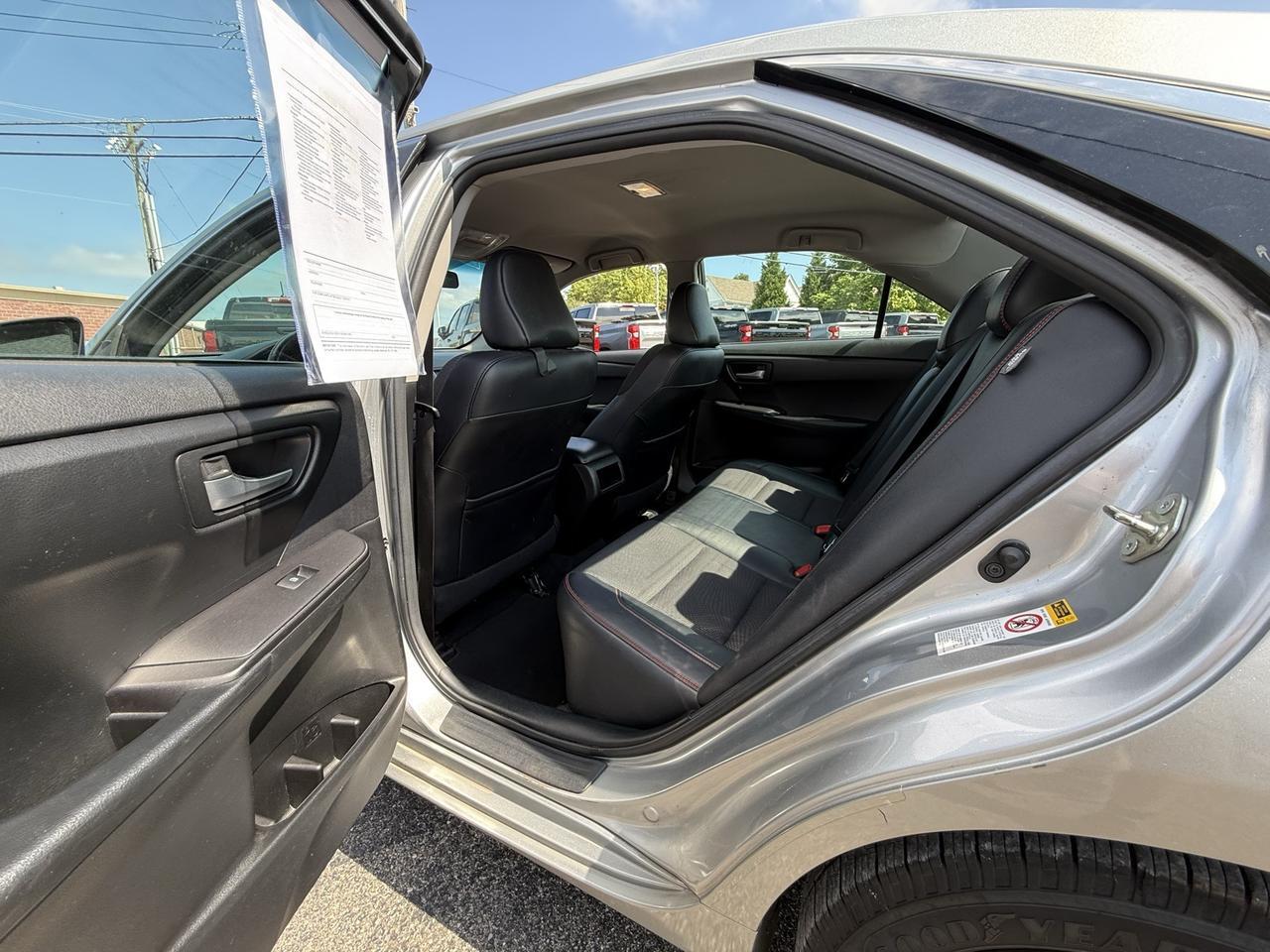 2016 Toyota Camry SE Crestwood KY