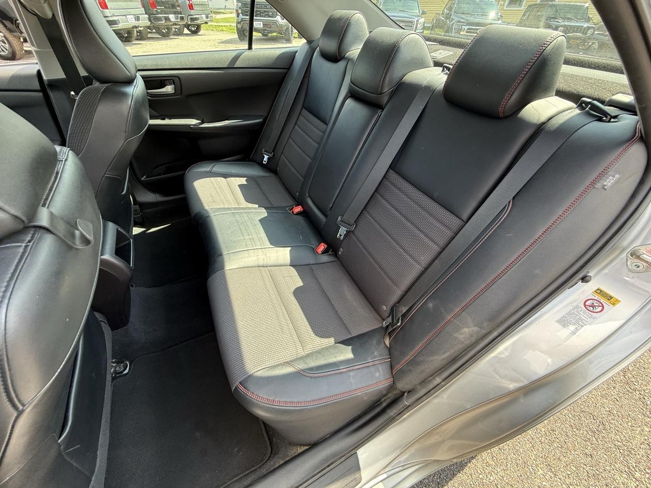 2016 Toyota Camry SE Crestwood KY