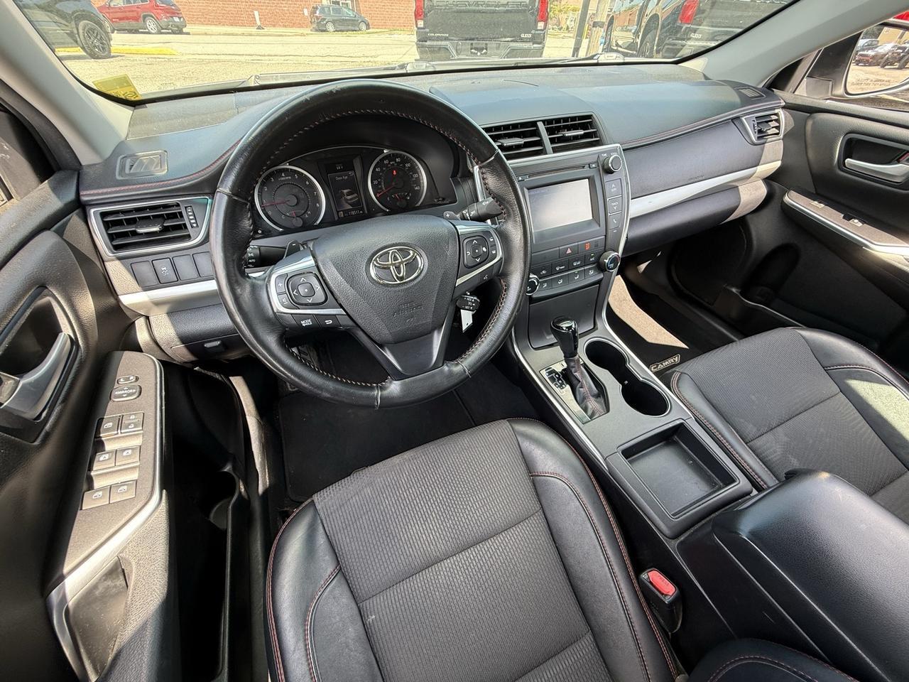 2016 Toyota Camry SE Crestwood KY