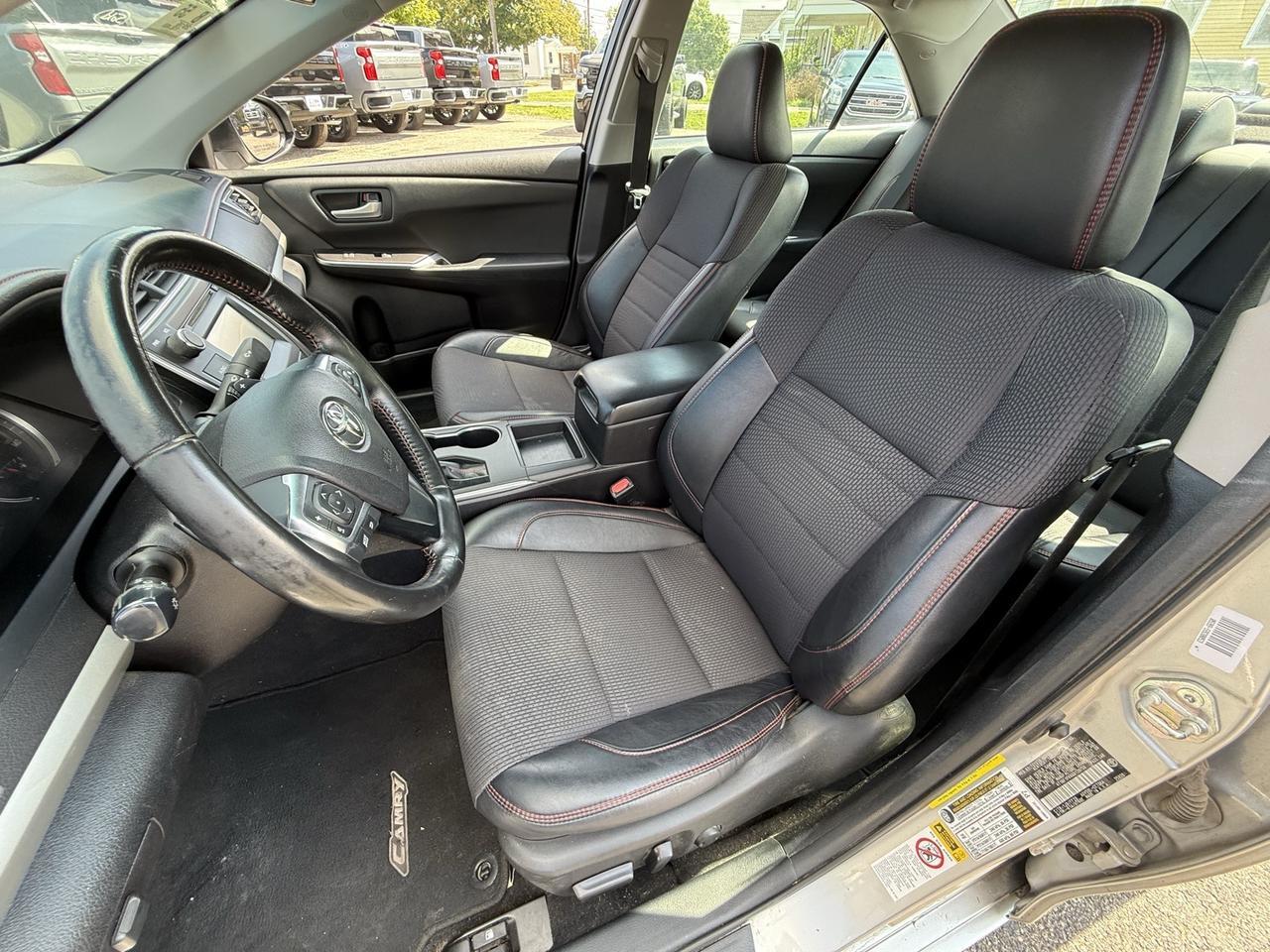 2016 Toyota Camry SE Crestwood KY