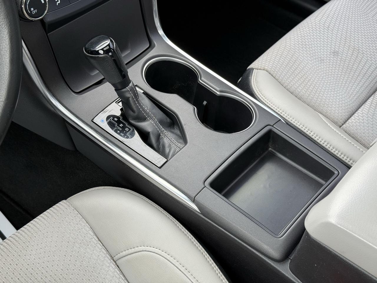 2016 Toyota Camry SE Crestwood KY