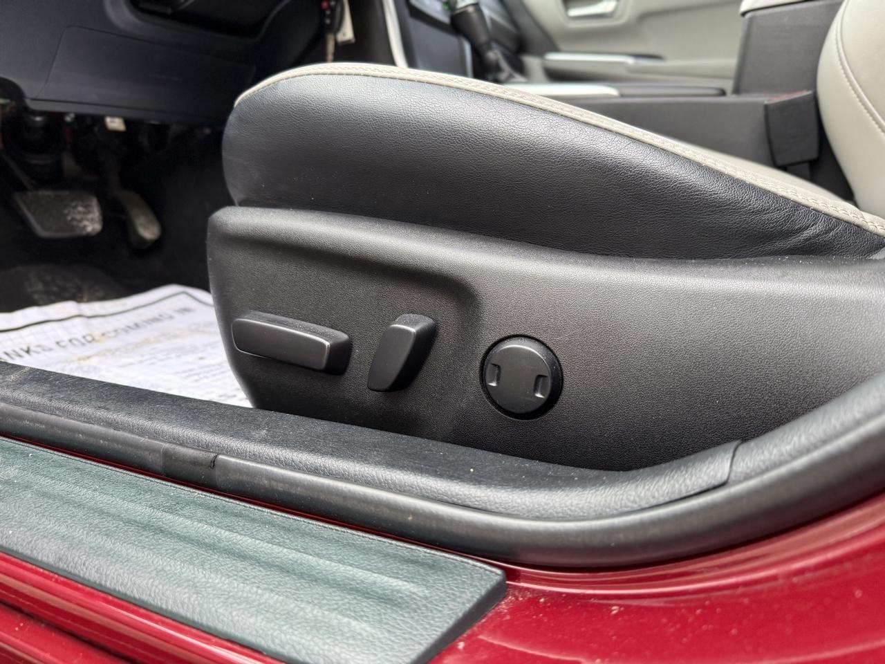 2016 Toyota Camry SE Crestwood KY