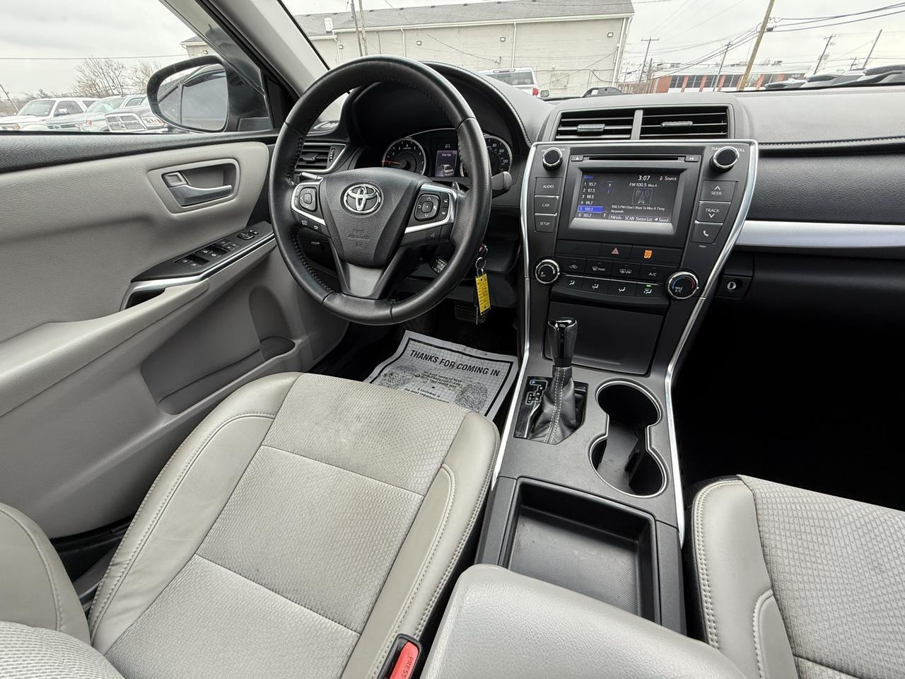 2016 Toyota Camry SE