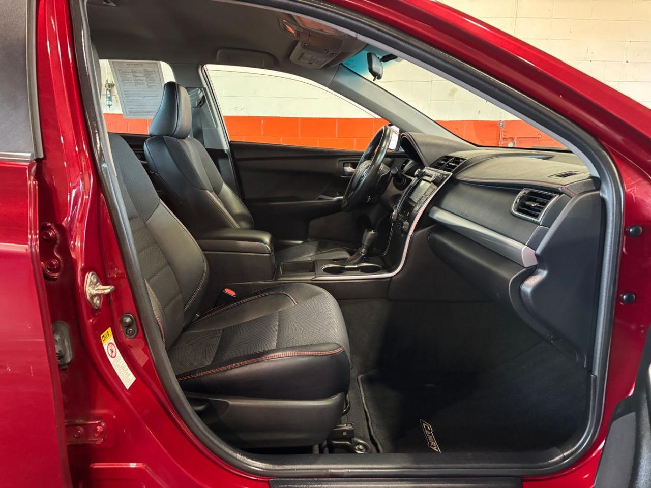 2016 Toyota Camry SE Franklin OH